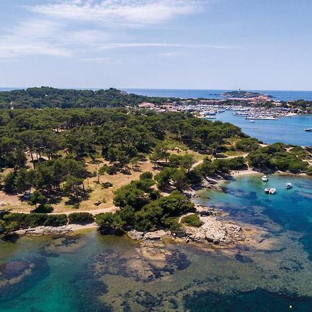 Hotel Helios & Spa - Ile Des Embiez Six-Fours-les-Plages Kültér fotó