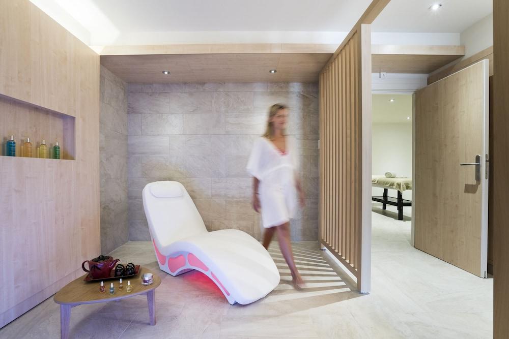 Hotel Helios & Spa - Ile Des Embiez Six-Fours-les-Plages Kültér fotó
