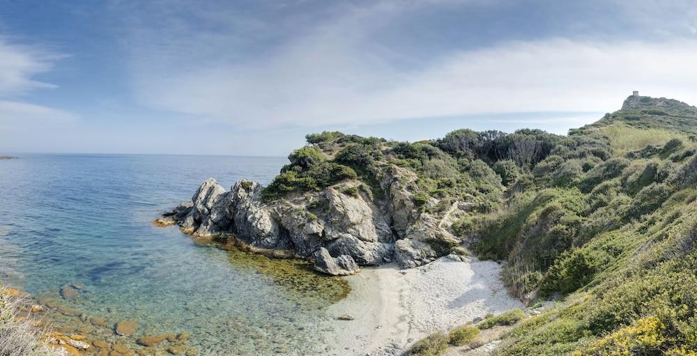 Hotel Helios & Spa - Ile Des Embiez Six-Fours-les-Plages Kültér fotó
