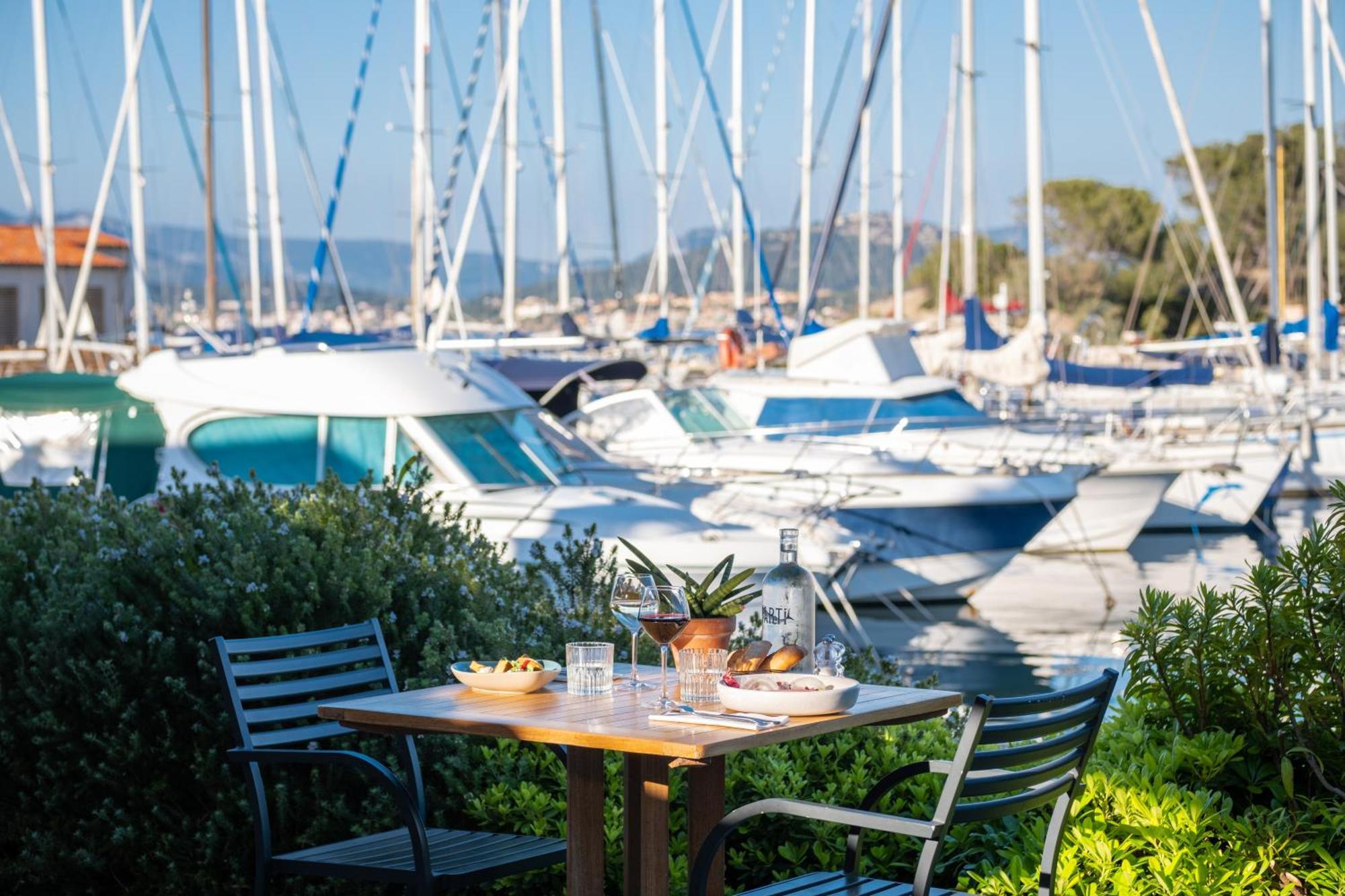 Hotel Helios & Spa - Ile Des Embiez Six-Fours-les-Plages Kültér fotó