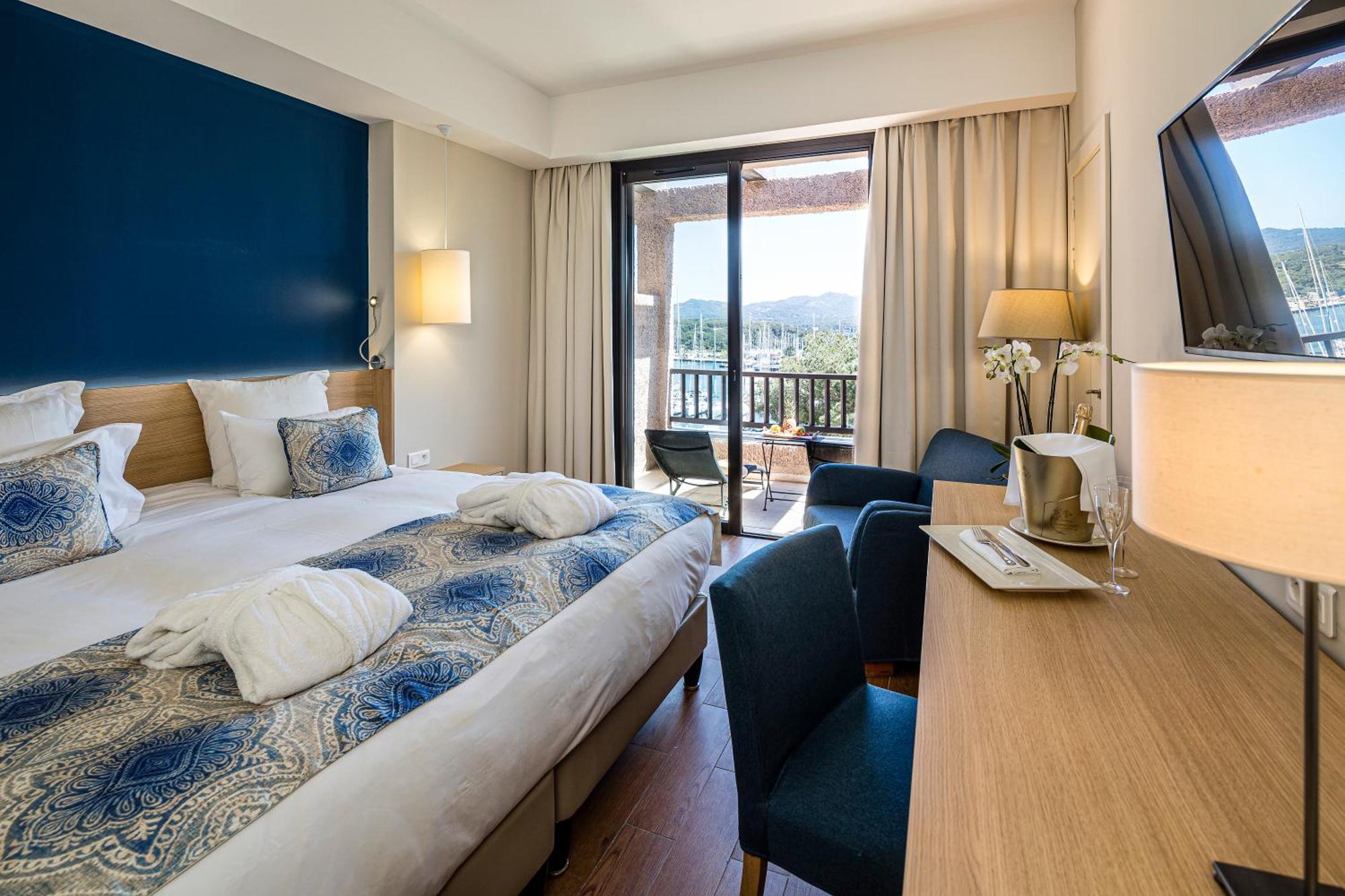 Hotel Helios & Spa - Ile Des Embiez Six-Fours-les-Plages Kültér fotó
