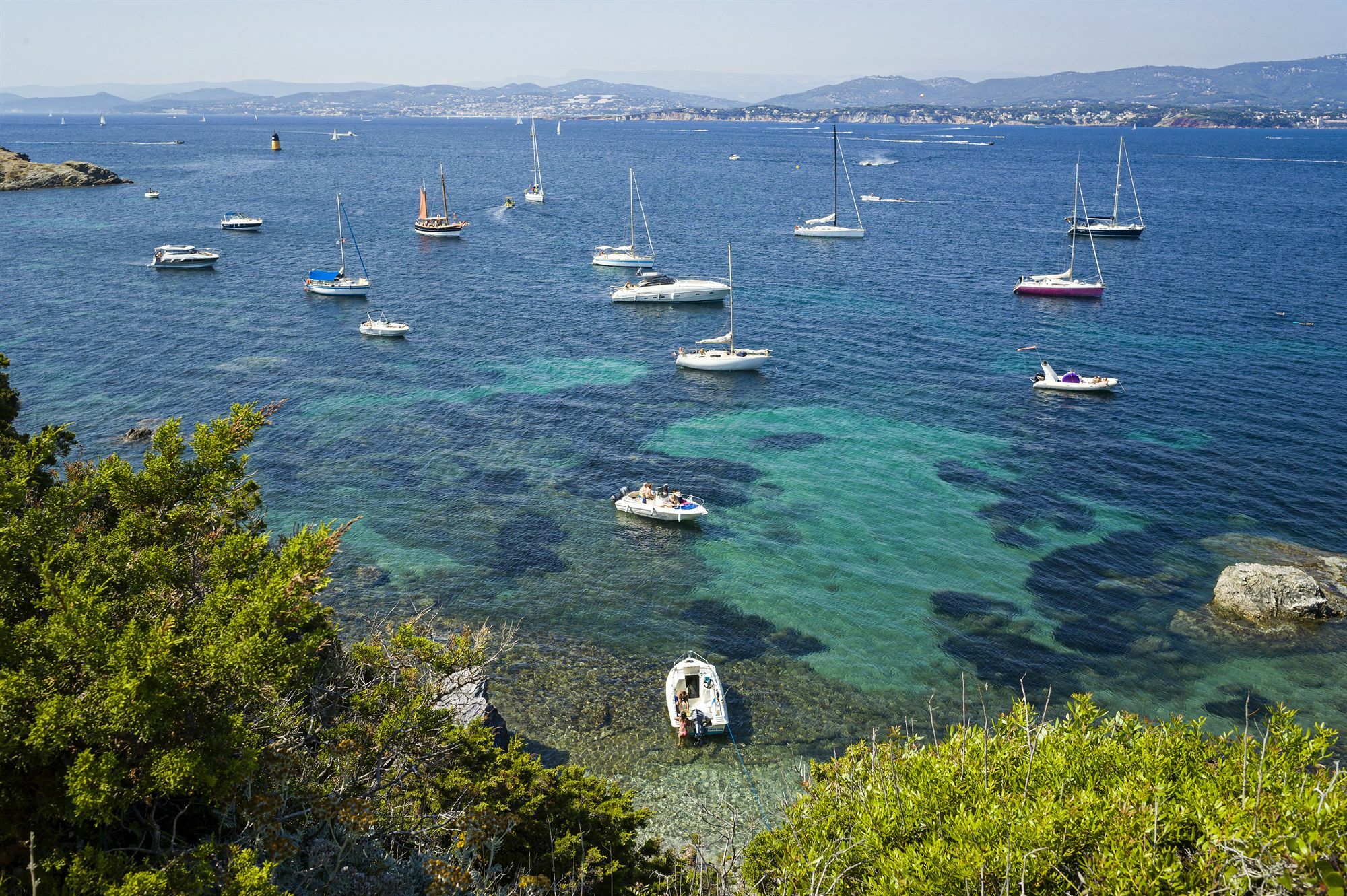 Hotel Helios & Spa - Ile Des Embiez Six-Fours-les-Plages Kültér fotó